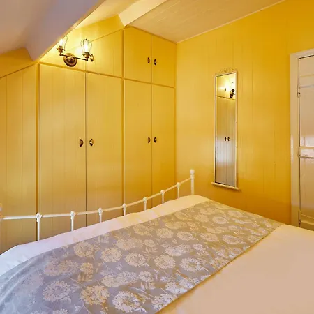 בית נופש Host & - Ship's Bell סטיית'ס