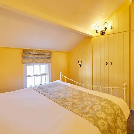 Host & - Ship's Bell