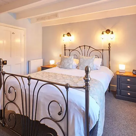 Host & - Ship's Bell Holiday home *